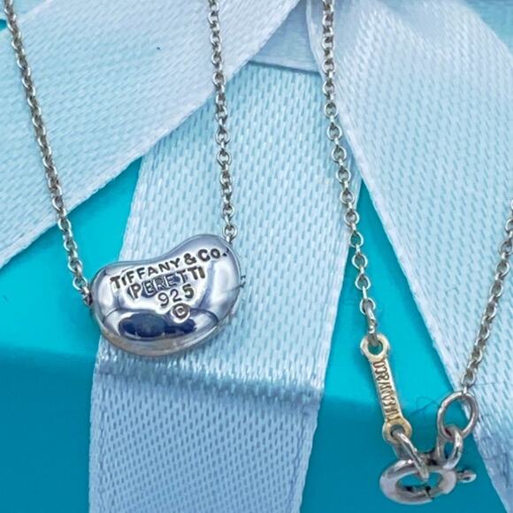 Authentic Tiffany & Co Elsa Peretti Sterling Sliver Small bean Necklace - Picture 1 of 11
